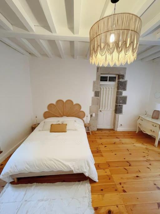 Logis Du Chandelier Le Puy-en-Velay Εξωτερικό φωτογραφία