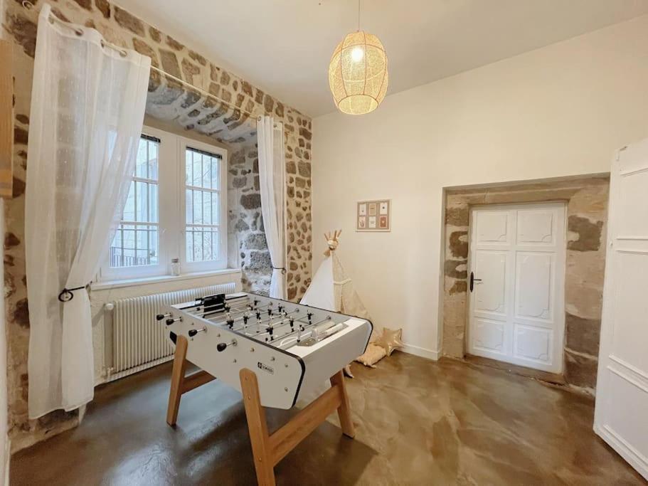 Logis Du Chandelier Le Puy-en-Velay Εξωτερικό φωτογραφία