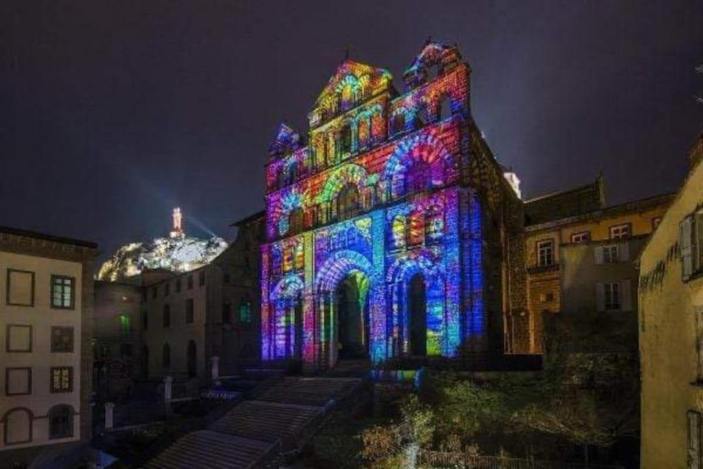 Logis Du Chandelier Le Puy-en-Velay Εξωτερικό φωτογραφία